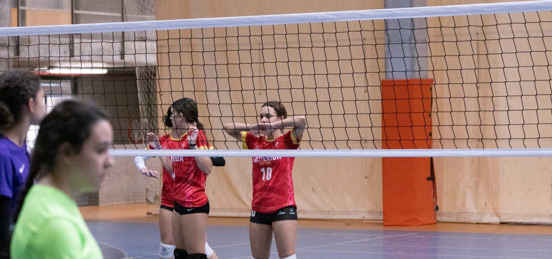 Jornada de crecimiento para nuestros equipos de voleibol ante AD Maristas Badajoz