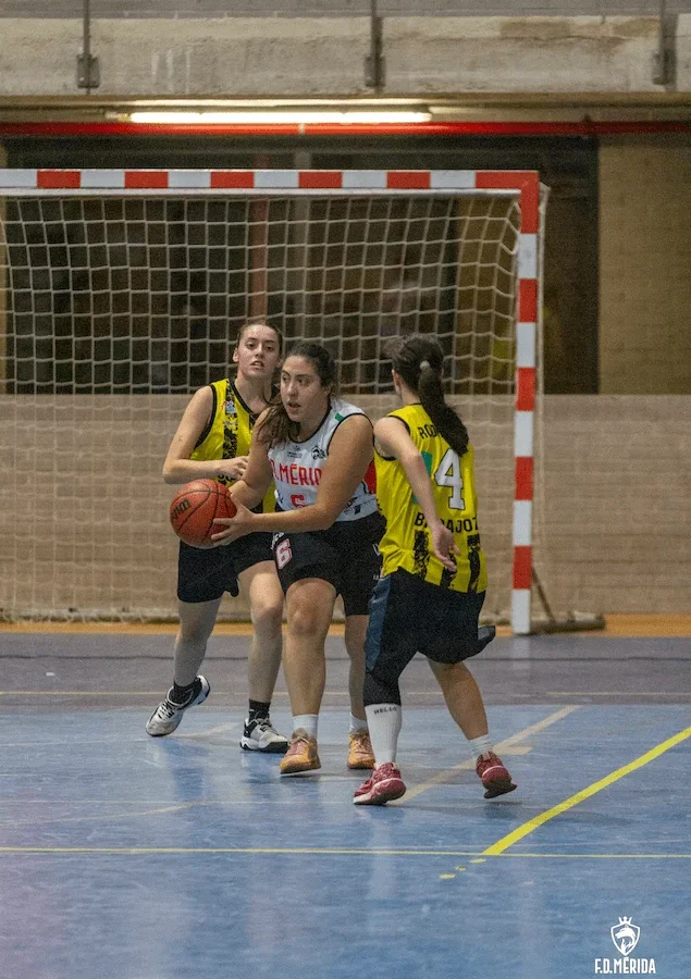 Victoria del Verde y Sostenible Mérida Femenino en un emocionante duelo ante Guadalupe BCB